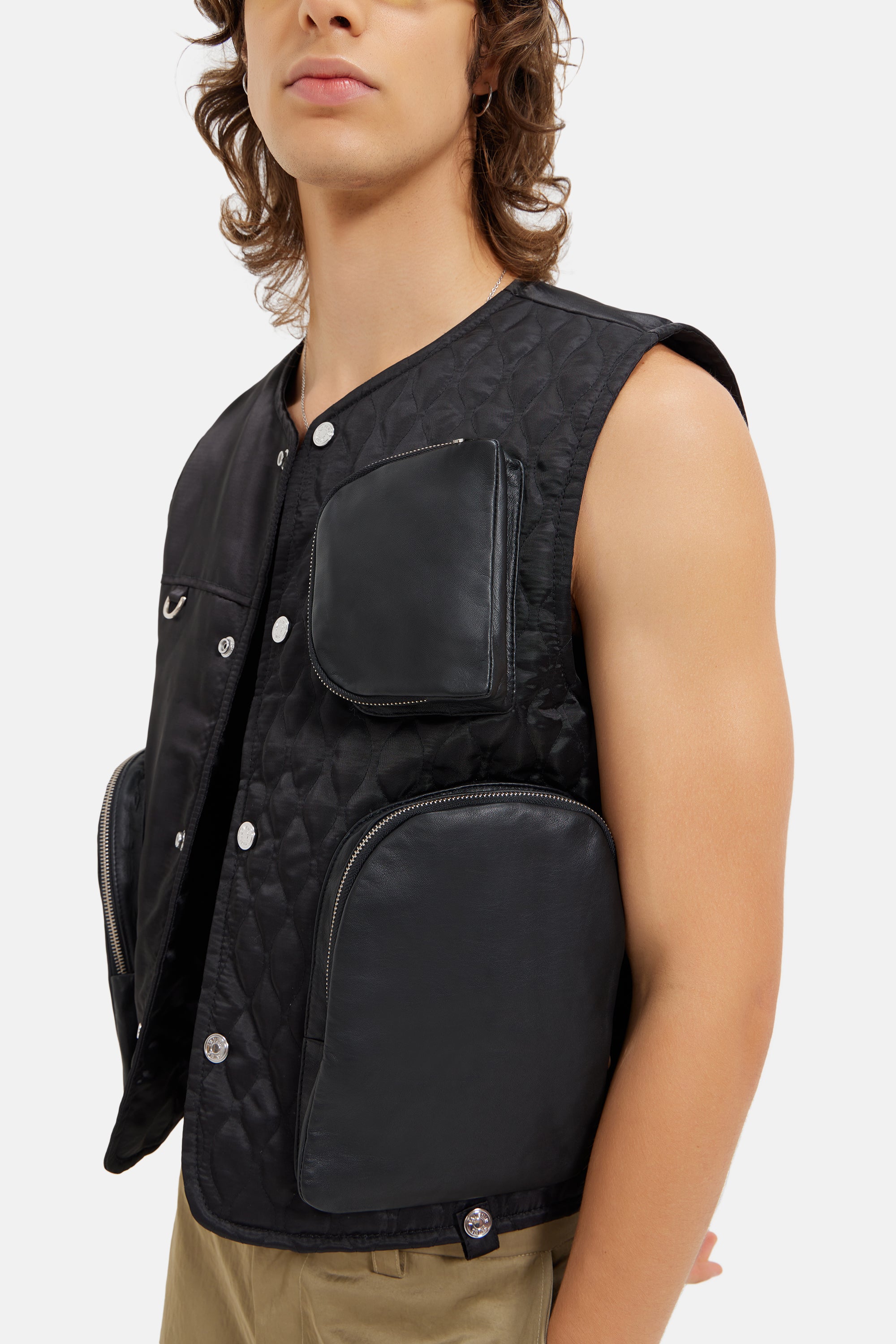 Frase - Utility Quilted Nylon With Leather Pockets Gilet - Black