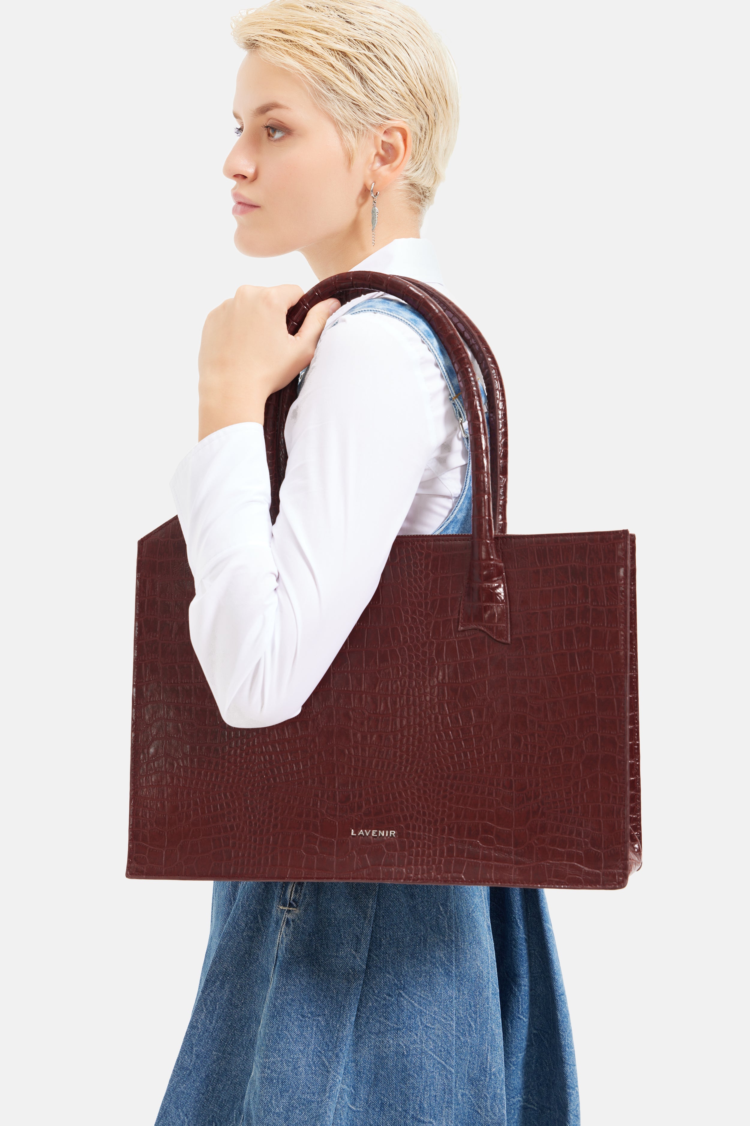 Wictoria - Tote Bag - Croco Red Potting Soil