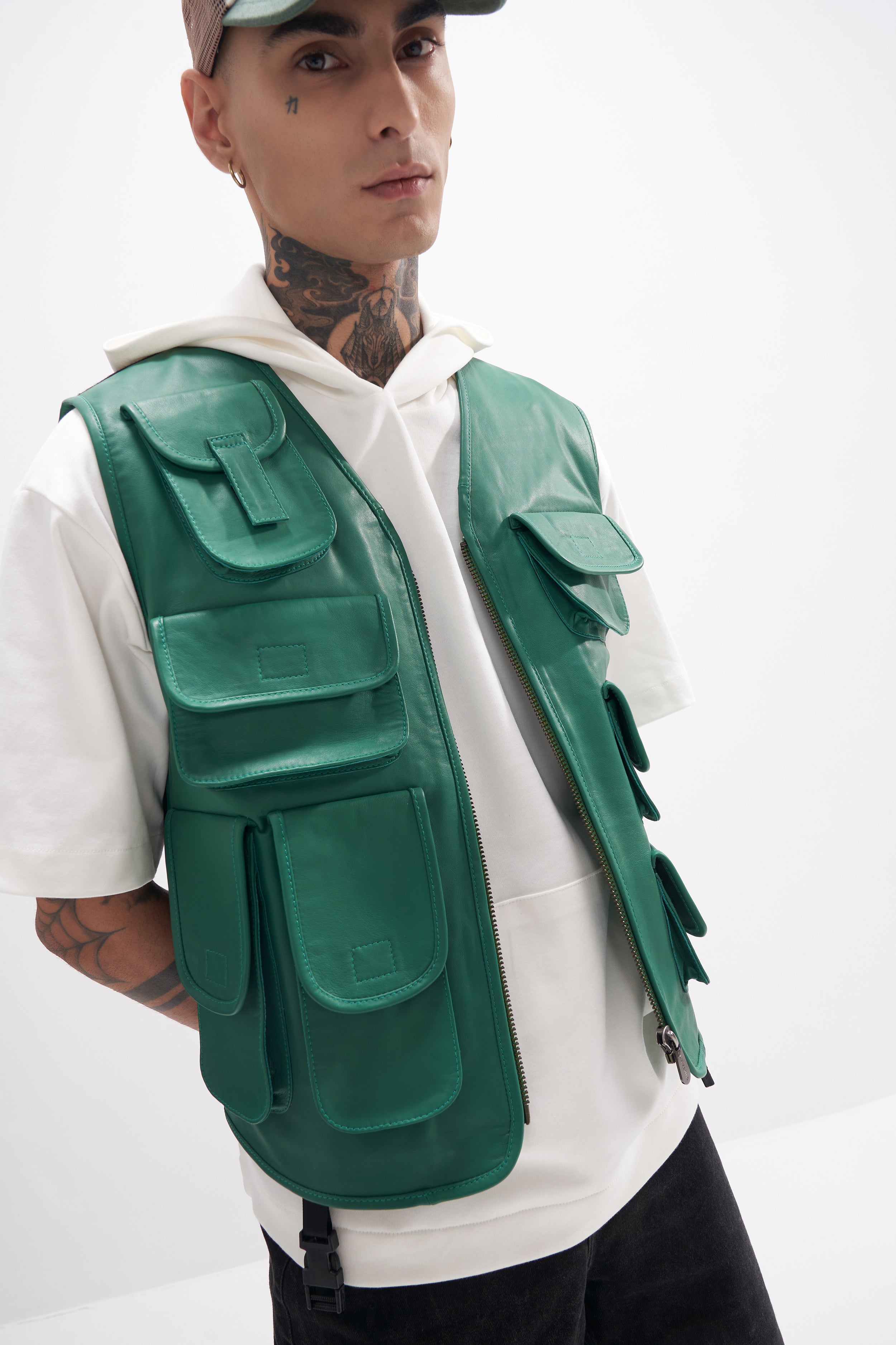 Otis - Leather Utility Gilet - Green