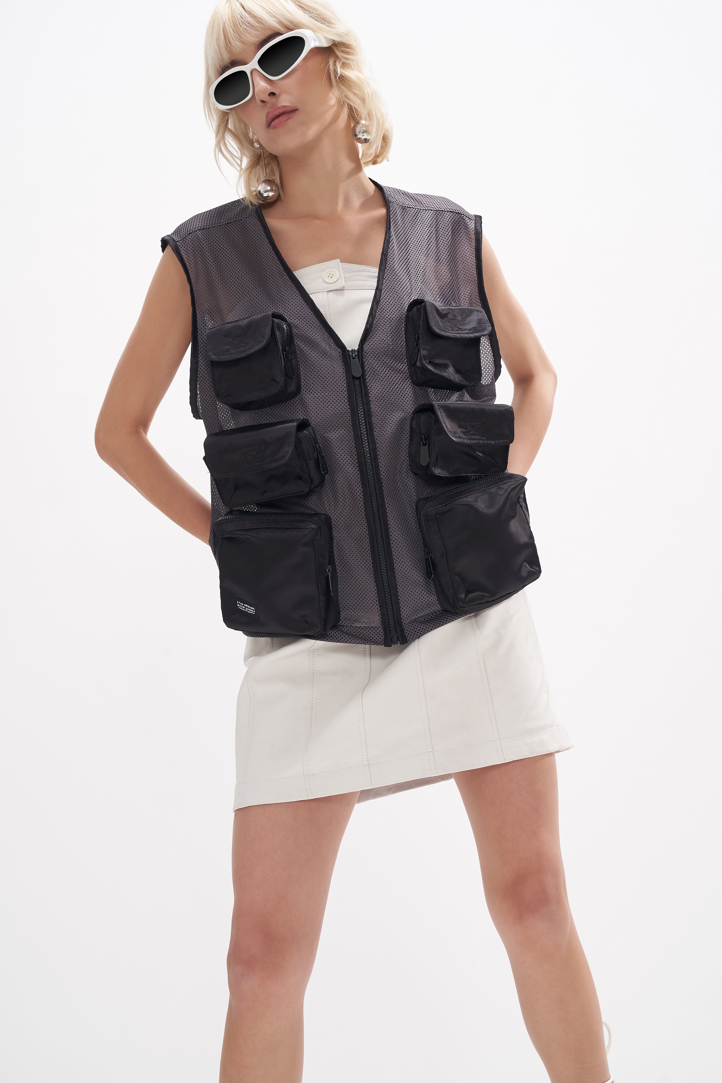 Uno - Unisex Mesh Nylon Utility Gilet - Grey and Black