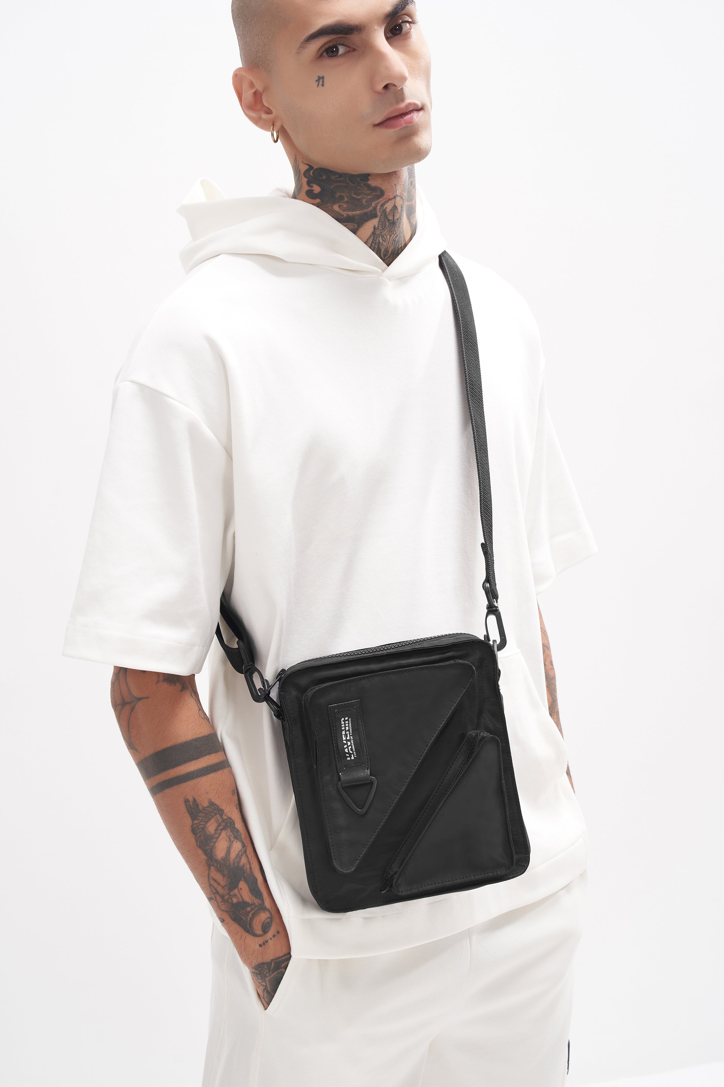 Virgil - Utility Tech Crossbody - Black