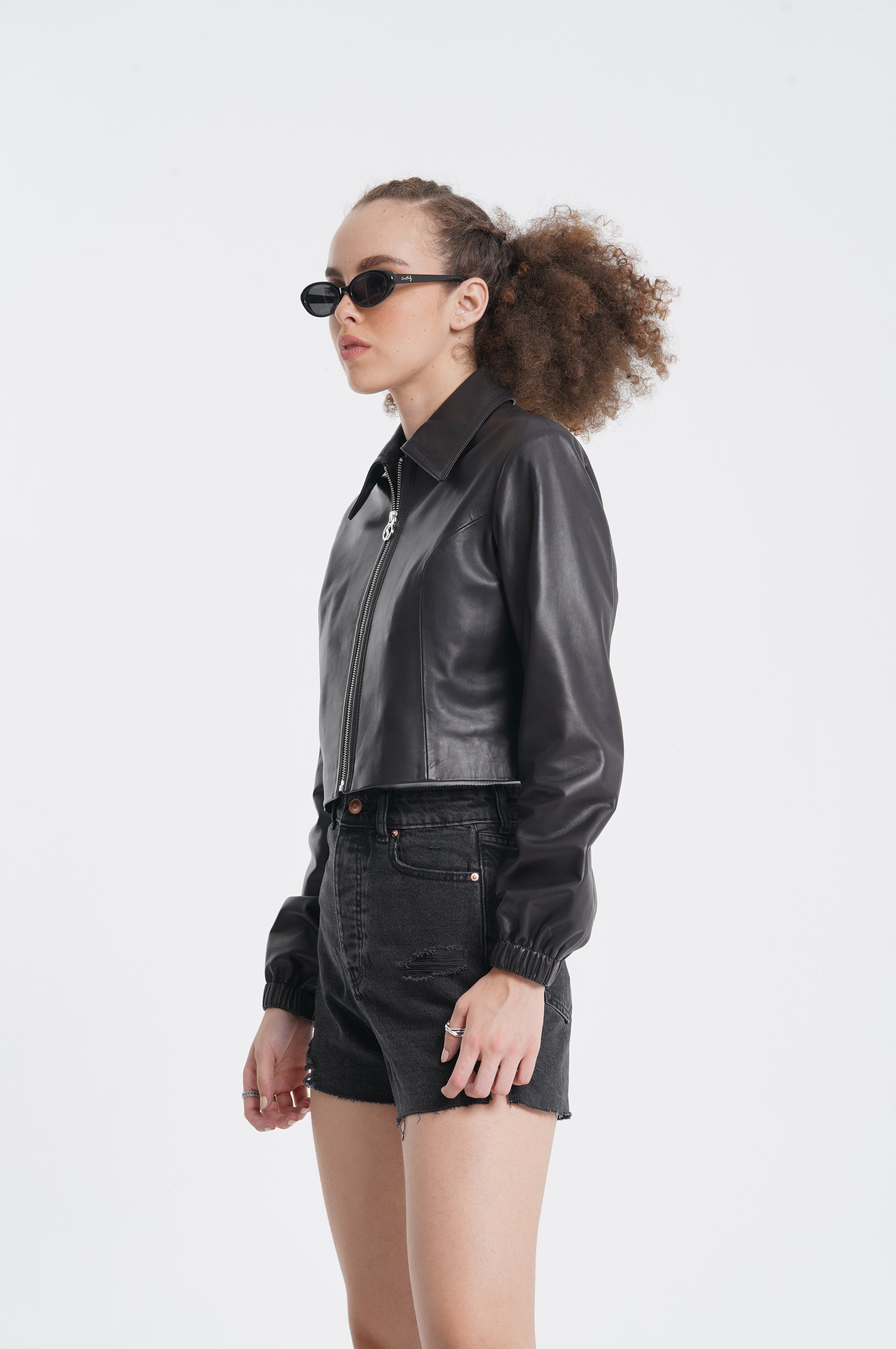 Liv - Cropped Leather Jacket - Black